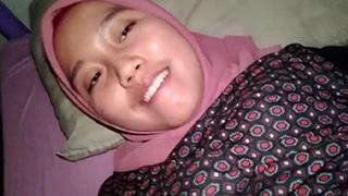 Mahasiswi Hijab Dicolmekin Pacar